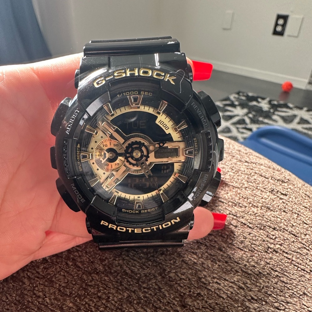 Casio G Shock Black & Gold Analog Watch